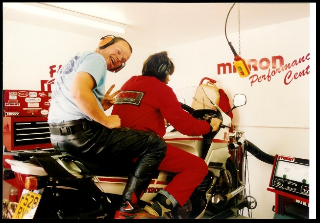 640x441 pixels (118K)